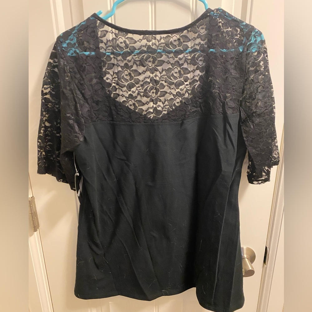 NWT Torrid 1 Blouse Black Stretch Lace Arm Top 1X Shirt Body Hugging - Picture 6 of 8